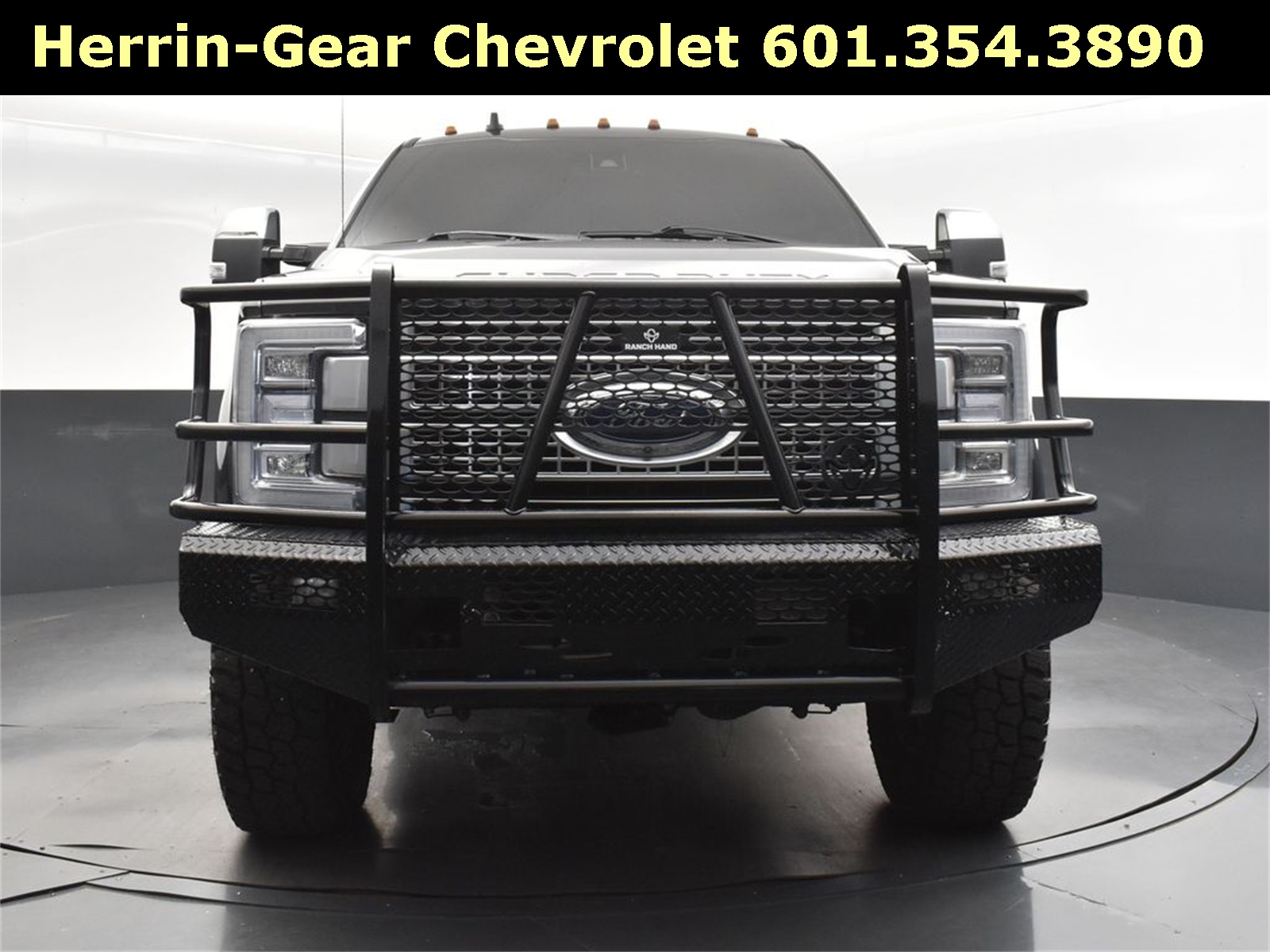 2019 Magnetic Ford Super Duty F-250 SRW Platinum 4X4 Truck