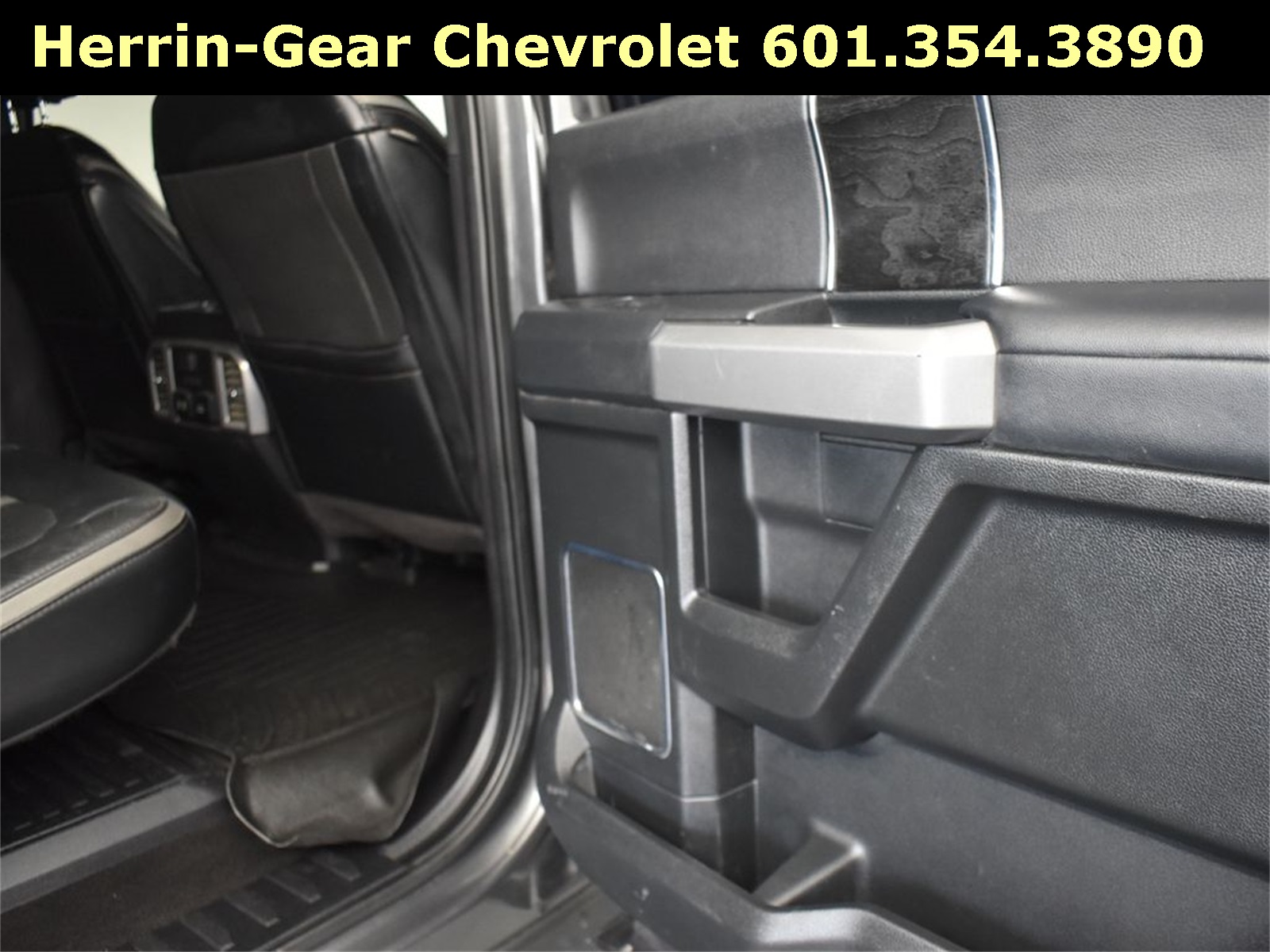 2019 Magnetic Ford Super Duty F-250 SRW Platinum 4X4 Truck