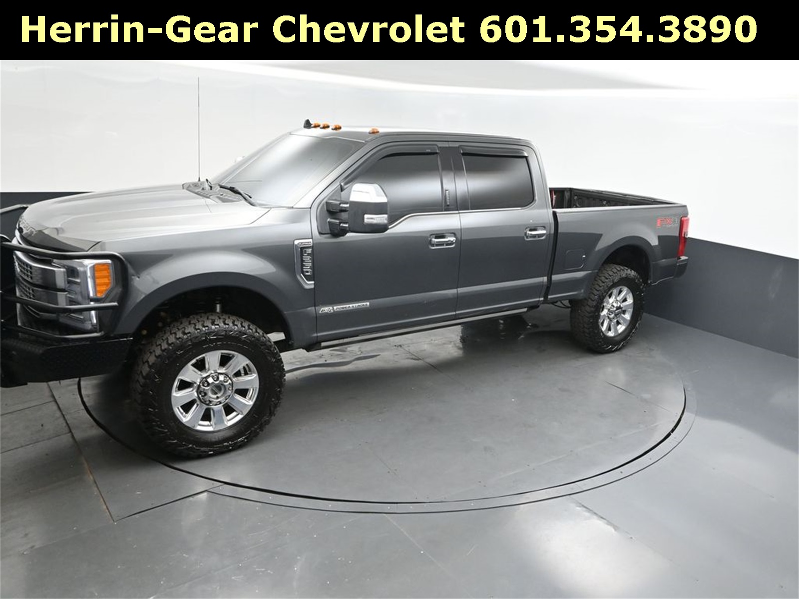 2019 Magnetic Ford Super Duty F-250 SRW Platinum 4X4 Truck