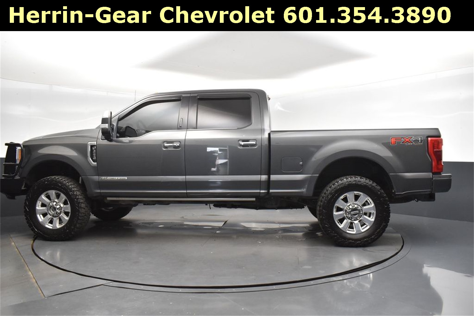 2019 Magnetic Ford Super Duty F-250 SRW Platinum 4X4 Truck