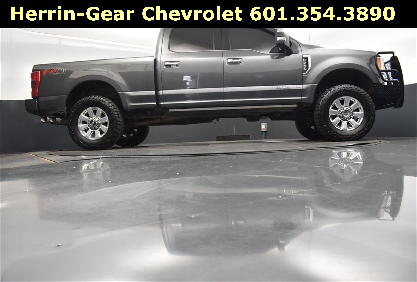2019 Magnetic Ford Super Duty F-250 SRW Platinum 4X4 Truck