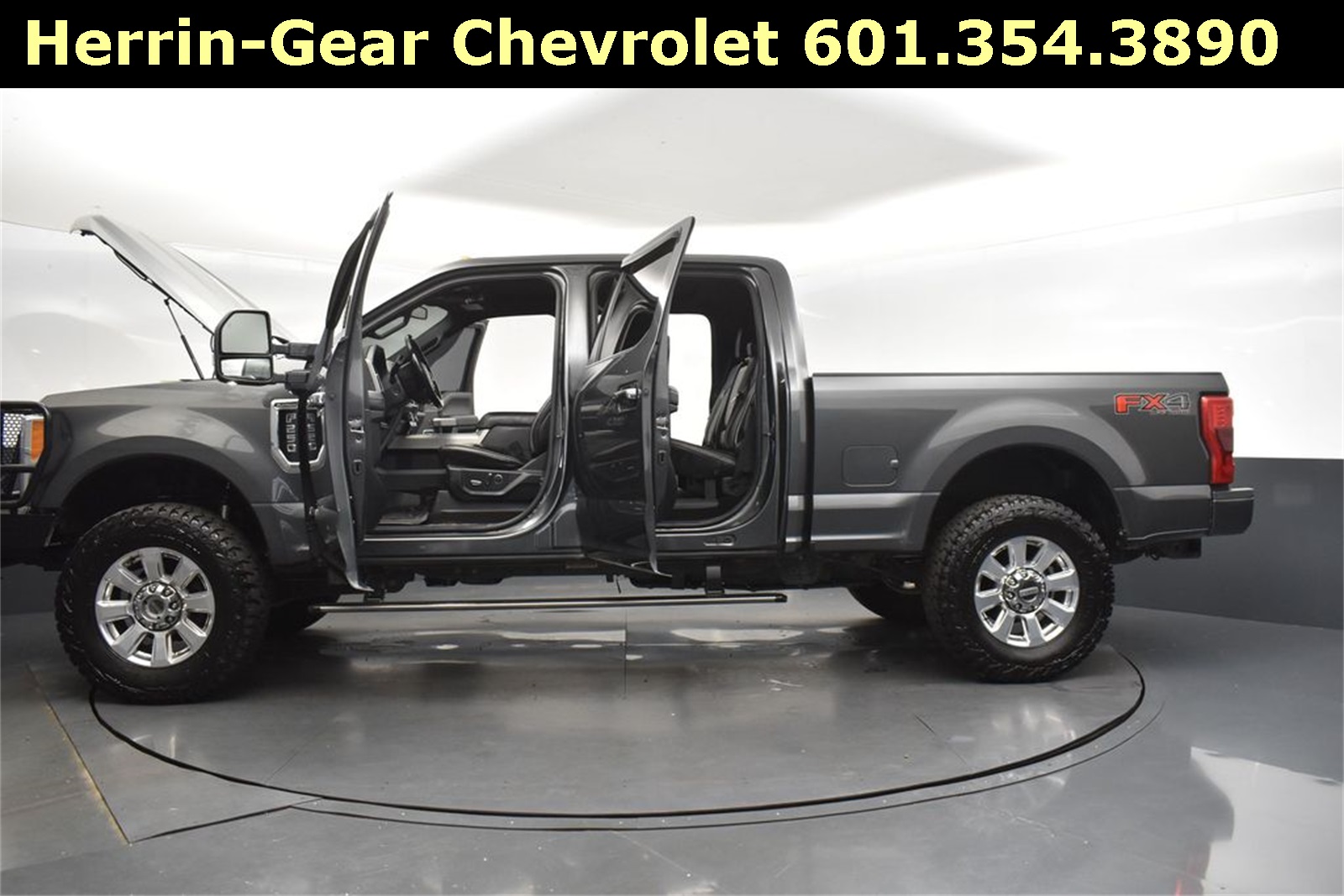2019 Magnetic Ford Super Duty F-250 SRW Platinum 4X4 Truck