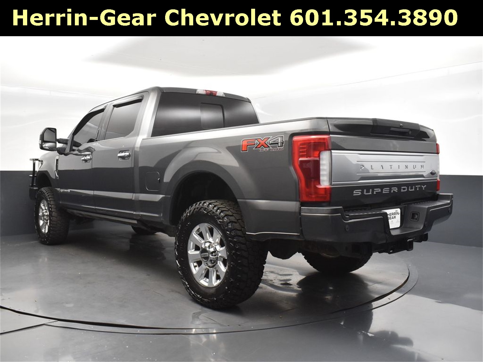 2019 Magnetic Ford Super Duty F-250 SRW Platinum 4X4 Truck