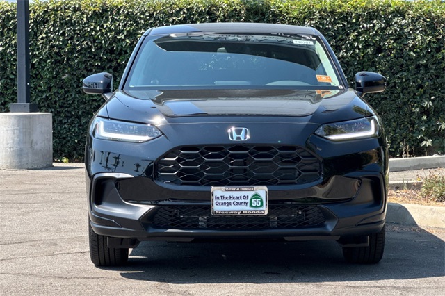 2026 Honda HR-V LX photo 4