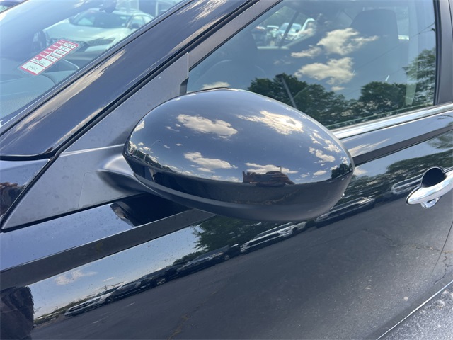 2023 Super Black Clearcoat Nissan Altima 2.5 SV FWD Sedan