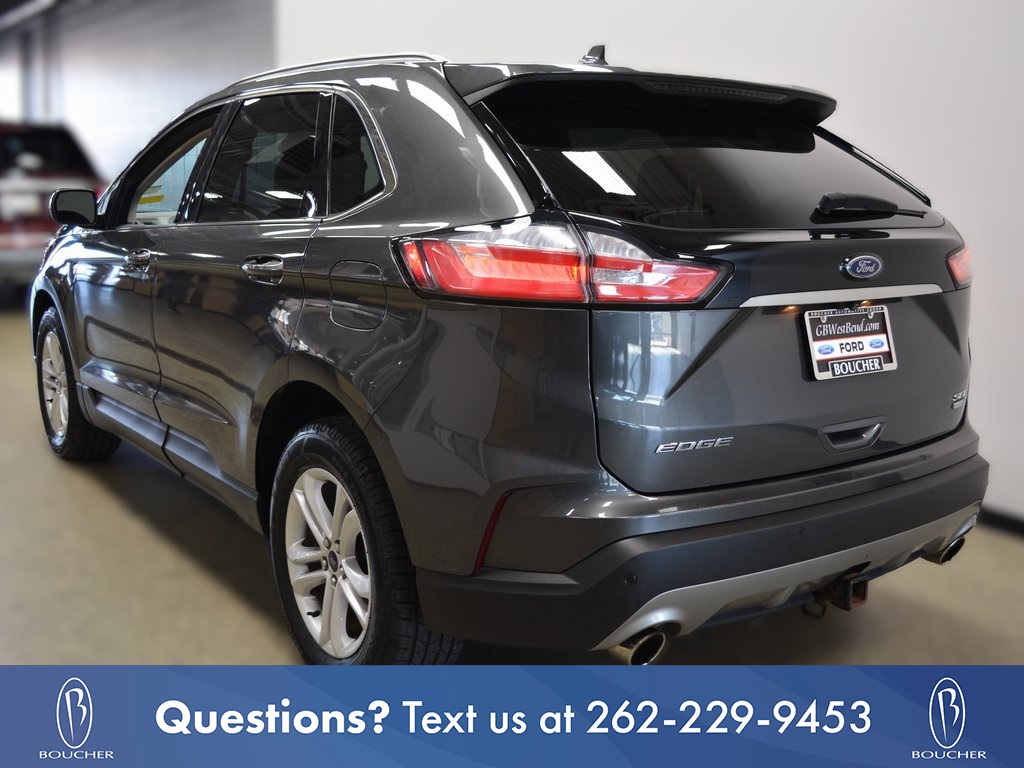 2019 Ford Edge SEL photo 3