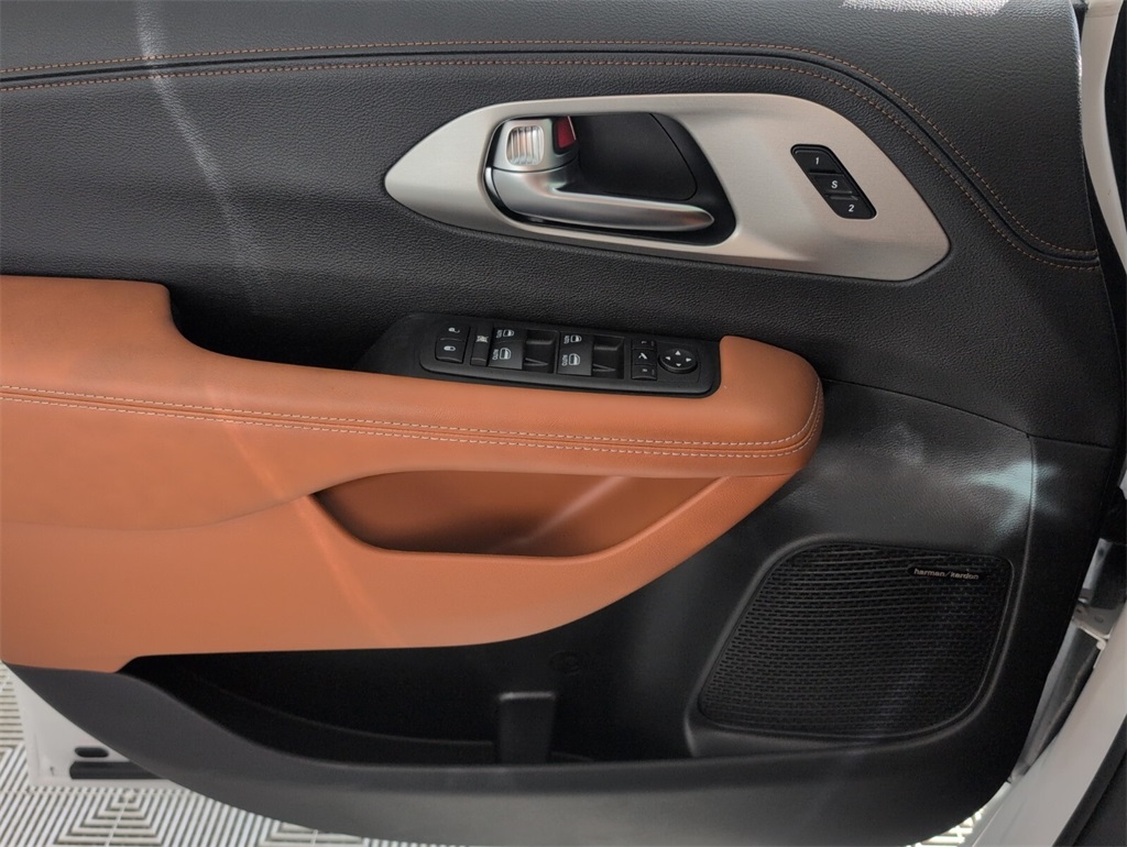 new 2026 Chrysler Pacifica car, priced at $52,550