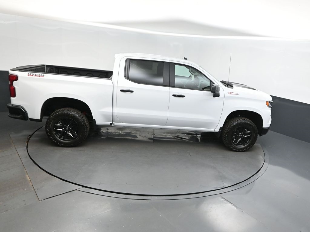 2025 Summit White Chevrolet Silverado 1500 LT Trail Boss 4X4 Truck