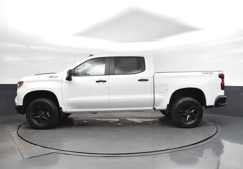 2025 Summit White Chevrolet Silverado 1500 LT Trail Boss 4X4 Truck
