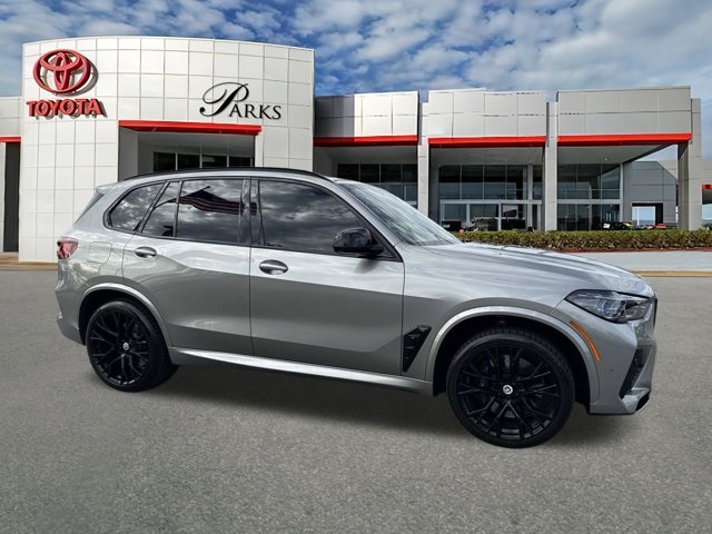 2022 BMW X5 M Base's photo