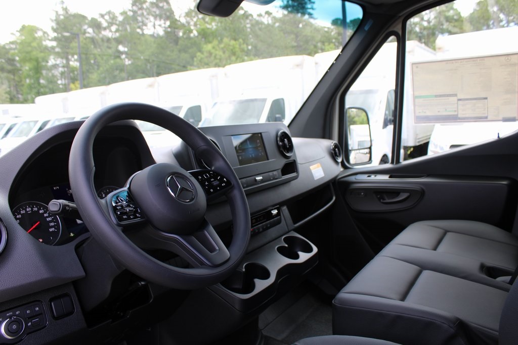 New 2024 Mercedes-Benz Sprinter 3500XD Regular Cab Standard Roof DRW AWD Knapheide Service Utility Van for sale #MV1431 - photo 5