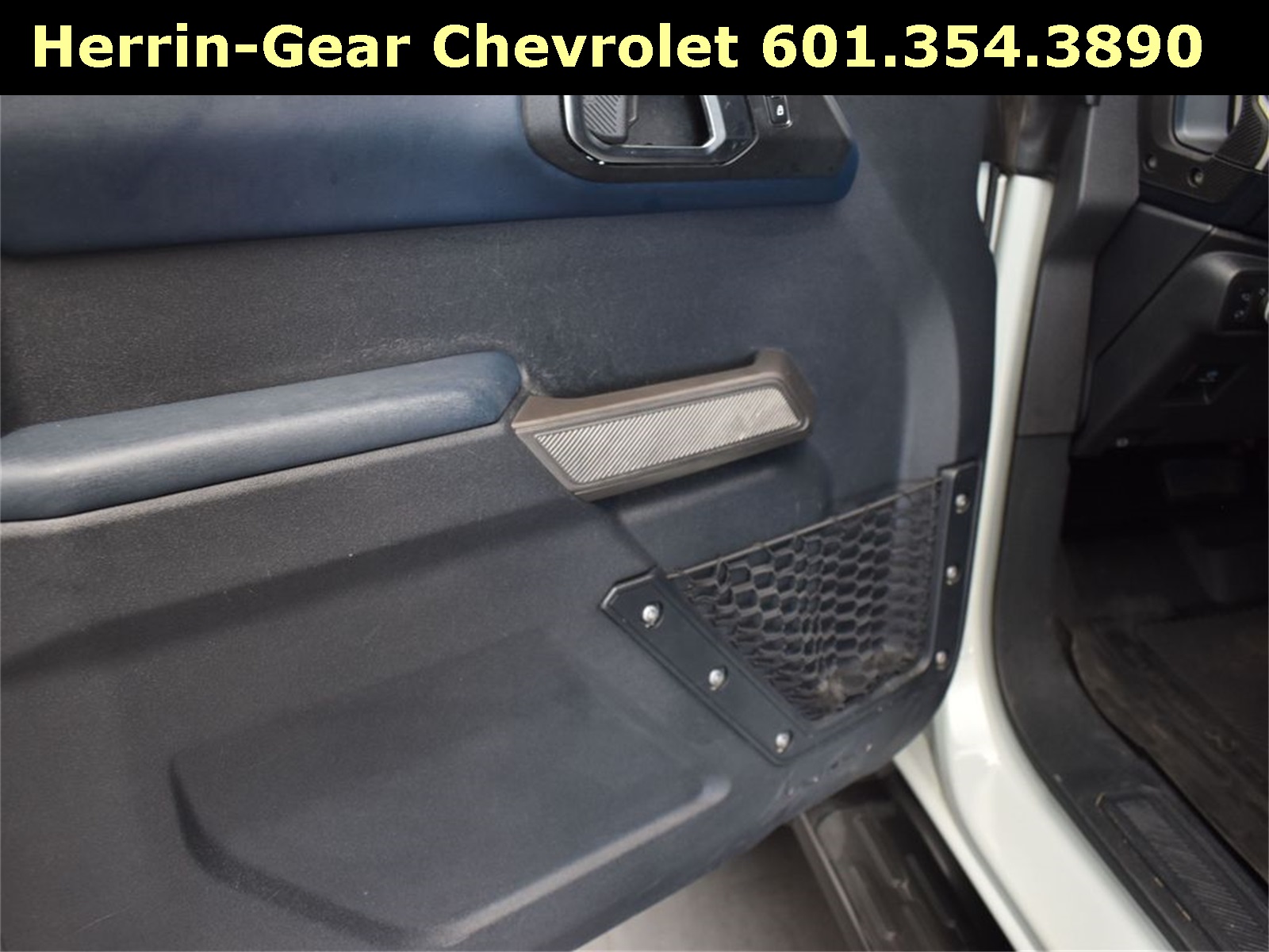 2021 Ford Bronco First Edition photo 11