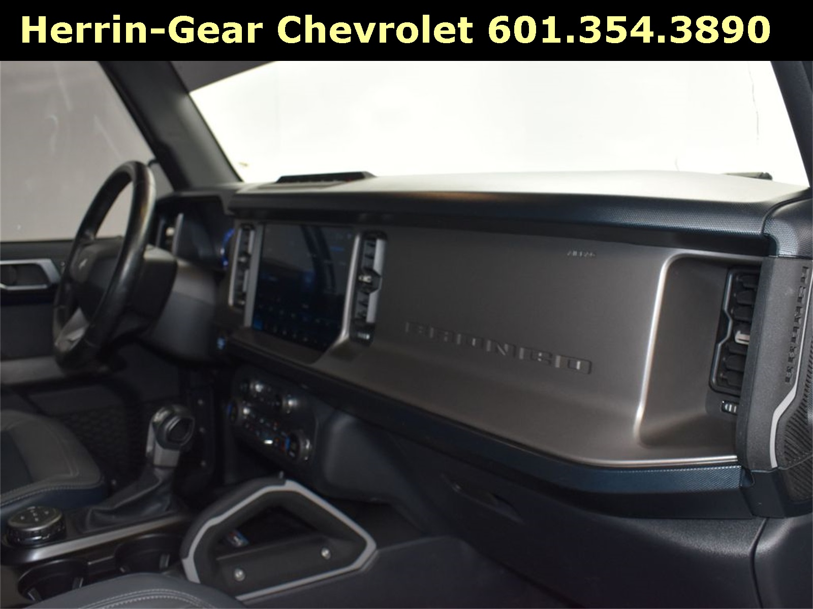 2021 Ford Bronco First Edition photo 21