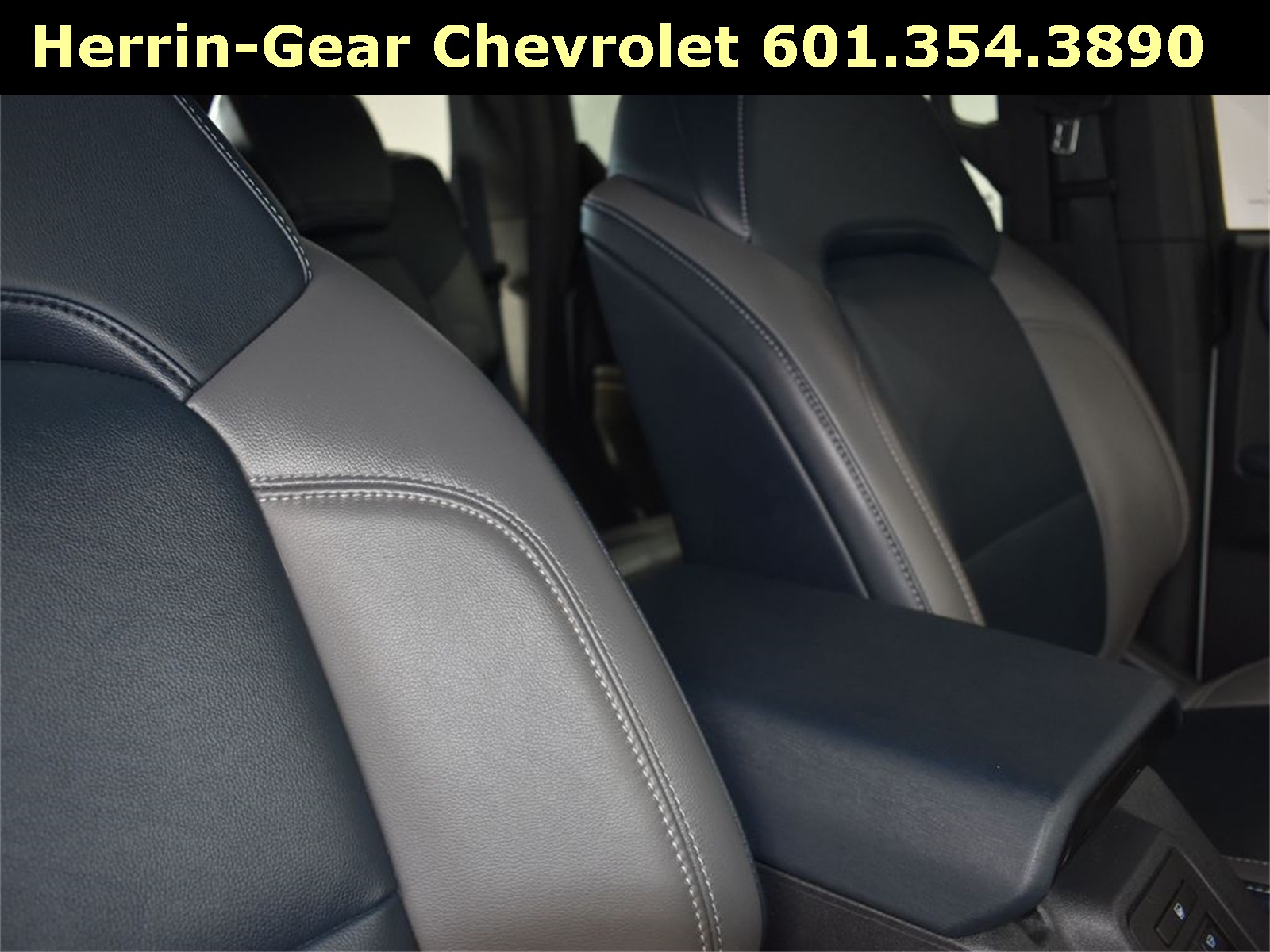 2021 Ford Bronco First Edition photo 23