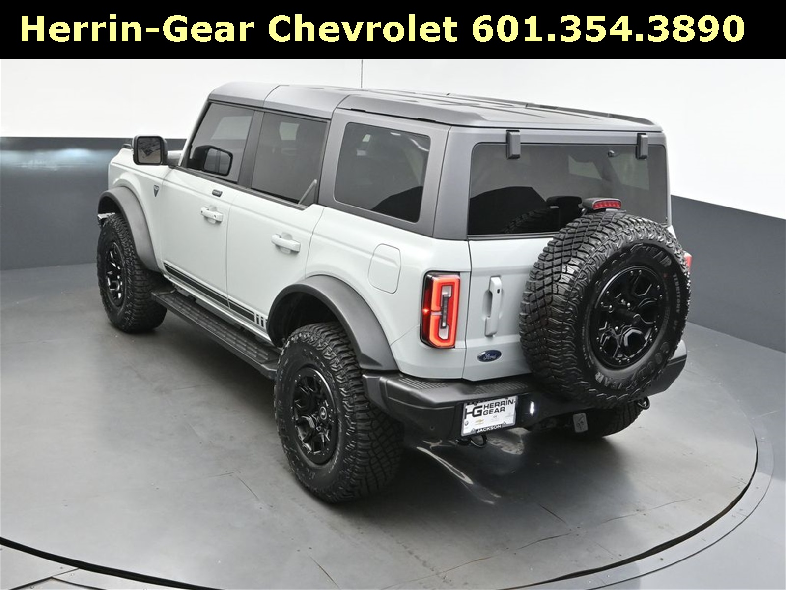 2021 Ford Bronco First Edition photo 31