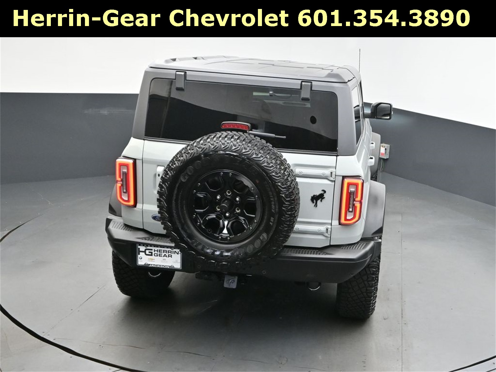2021 Ford Bronco First Edition photo 32