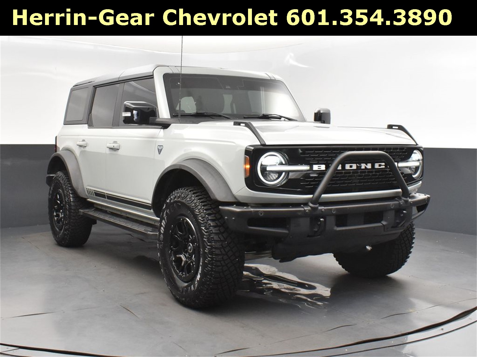 2021 Ford Bronco First Edition photo 9
