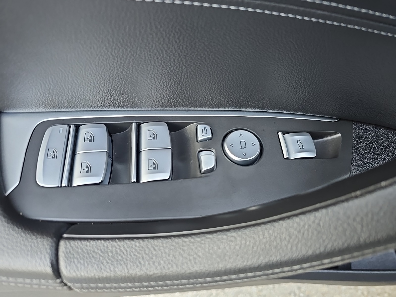 used 2021 BMW X3 car, priced at $22,400