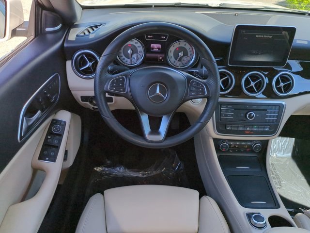 2016 Mercedes Benz CLA 250 4MATIC photo 13