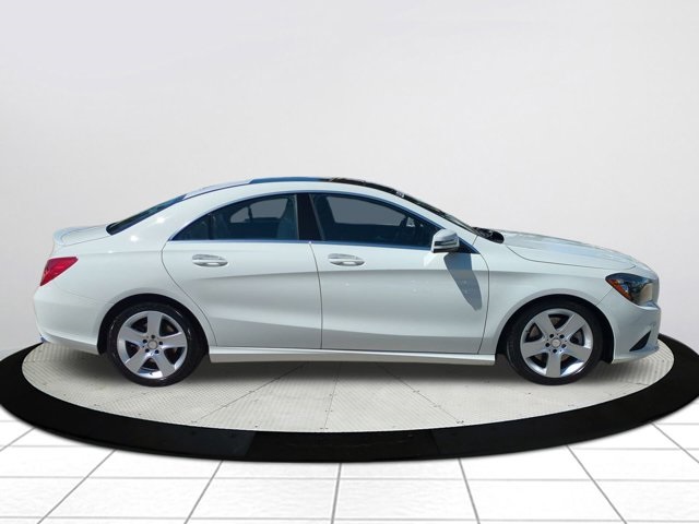 2016 Mercedes Benz CLA 250 4MATIC photo 2