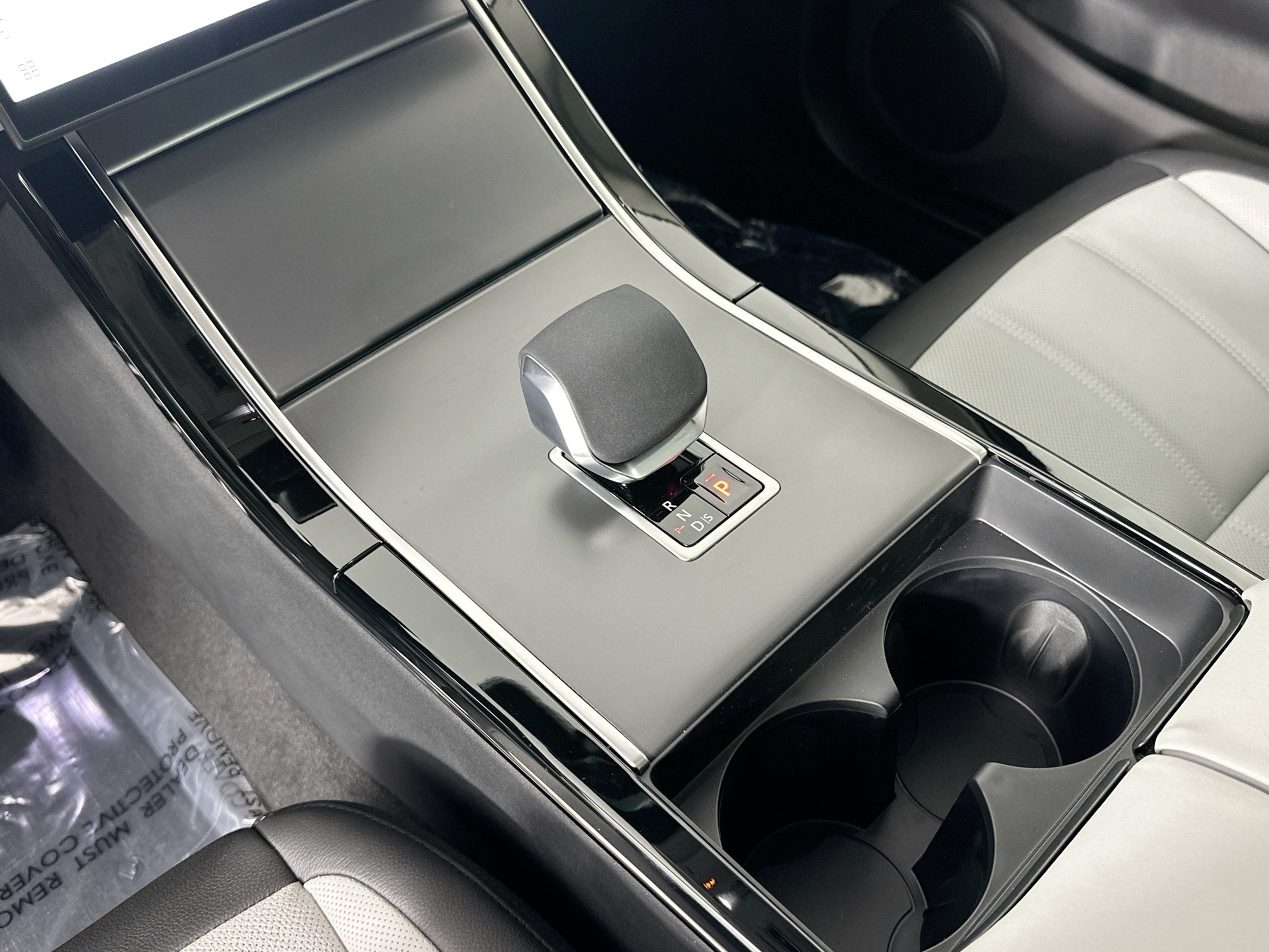 new 2024 Land Rover Range Rover Evoque car, priced at $57,875