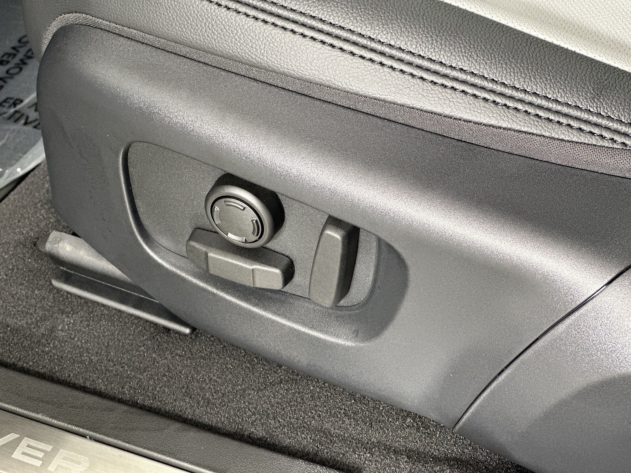 new 2024 Land Rover Range Rover Evoque car, priced at $57,875