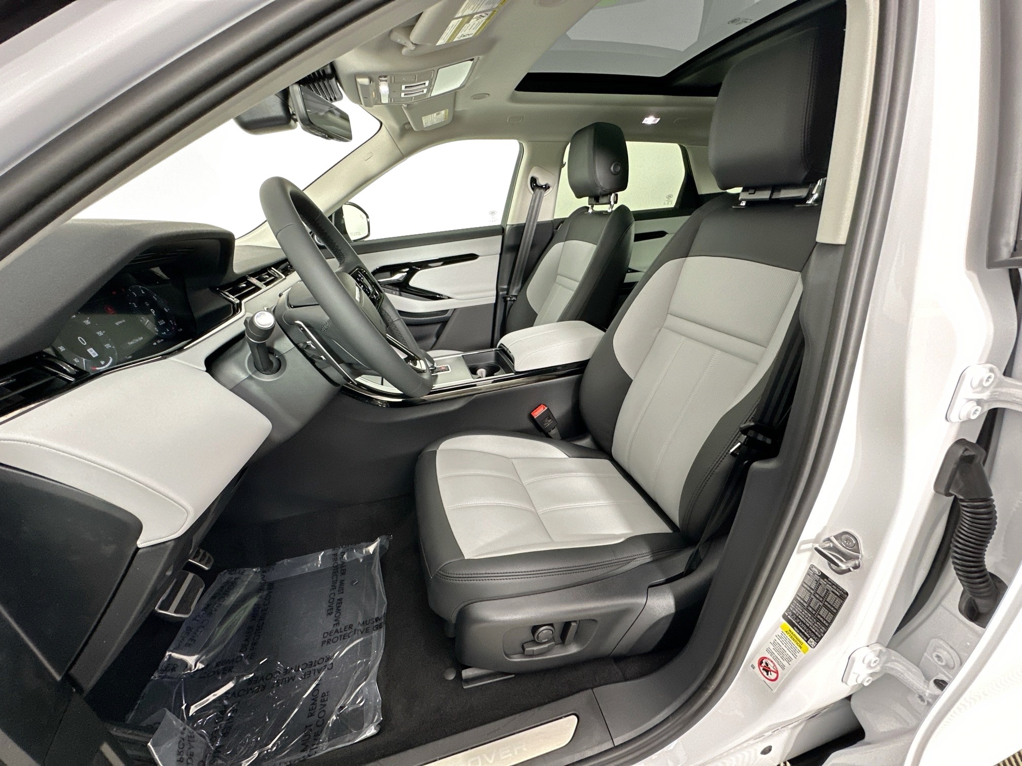 new 2024 Land Rover Range Rover Evoque car, priced at $57,875