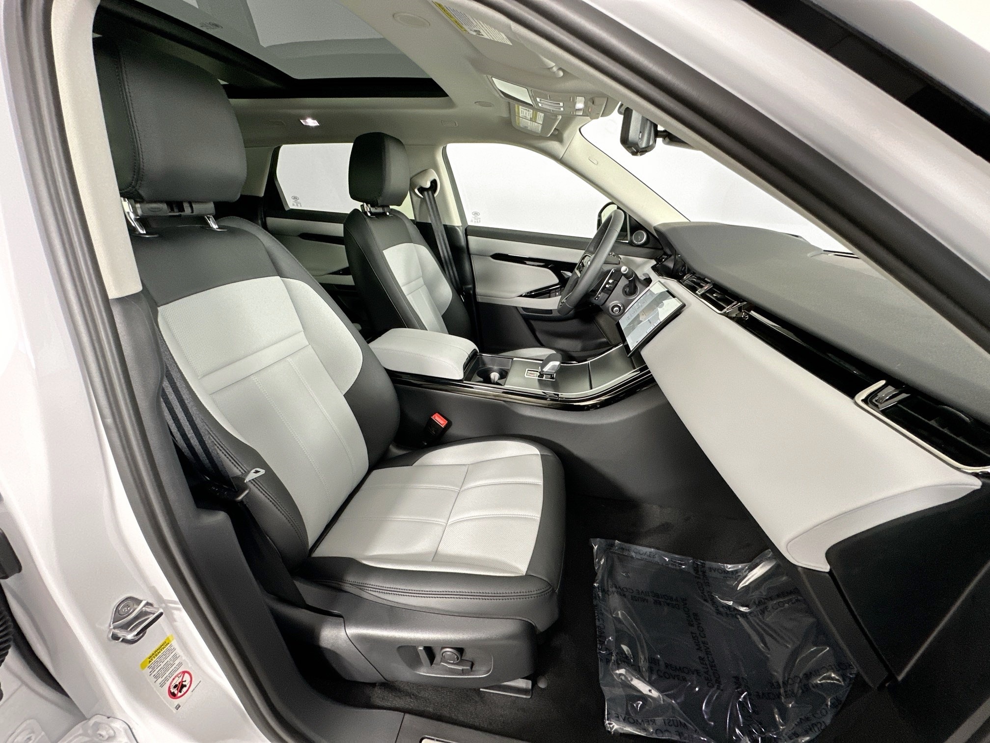 new 2024 Land Rover Range Rover Evoque car, priced at $57,875