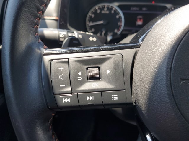 2023 Pearl White Tricoat/Super Black Nissan Pathfinder Rock Creek 4X4 SUV