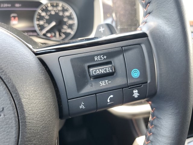 2023 Pearl White Tricoat/Super Black Nissan Pathfinder Rock Creek 4X4 SUV