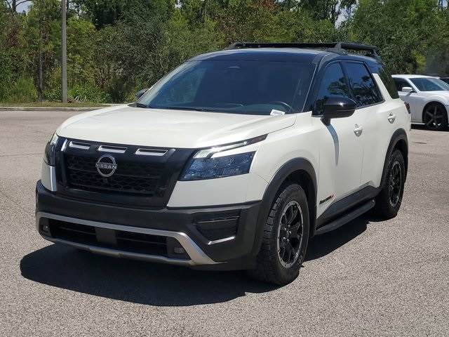 2023 Pearl White Tricoat/Super Black Nissan Pathfinder Rock Creek 4X4 SUV