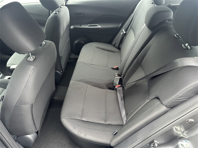 2025 Nissan Kicks Play S photo 18