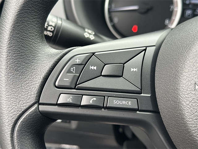 2025 Nissan Kicks Play S photo 7