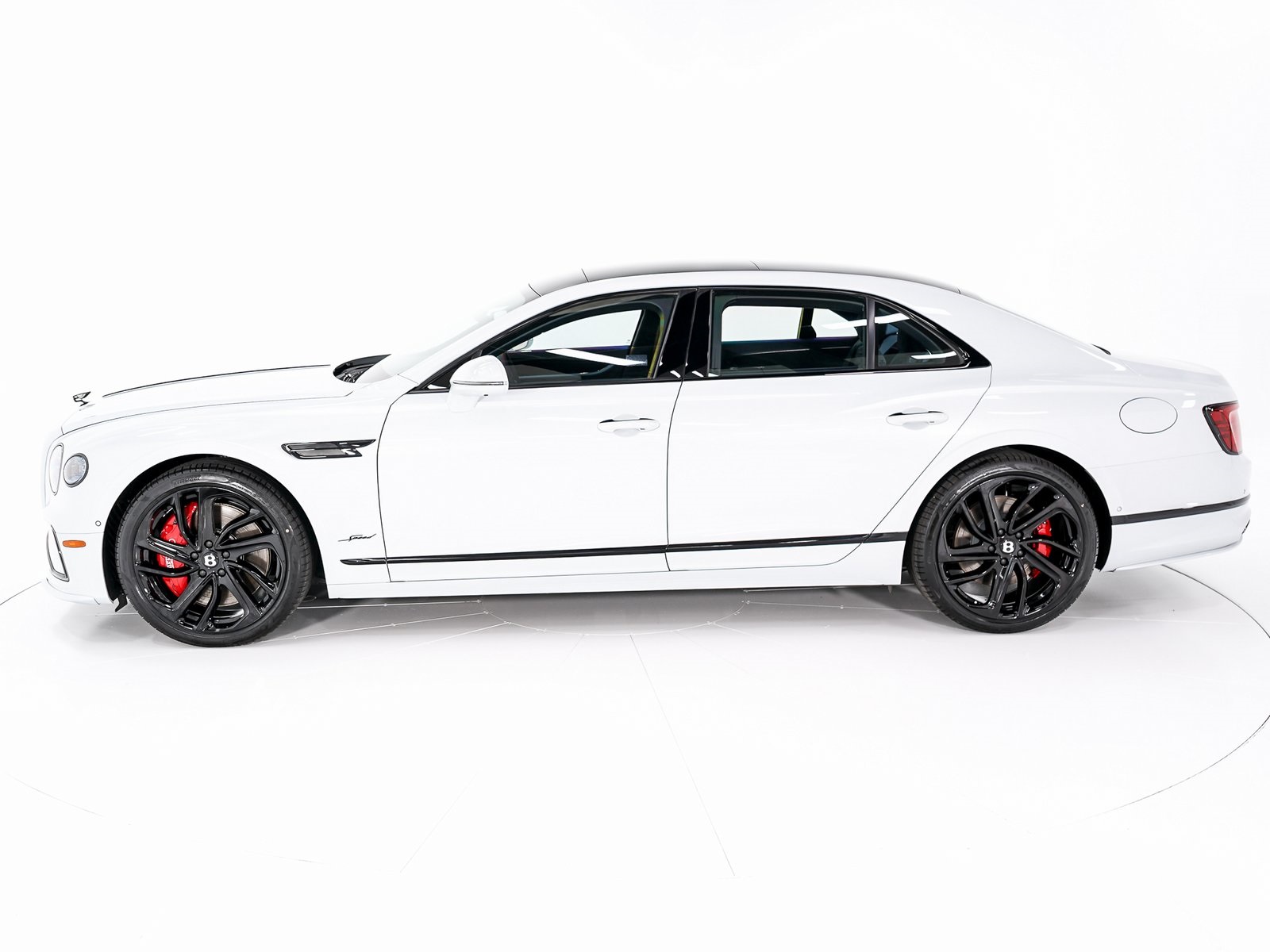 2025 Bentley Flying Spur Speed photo 2