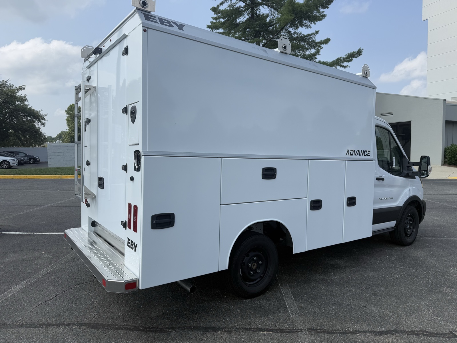 2025 Ford Transit photo 4