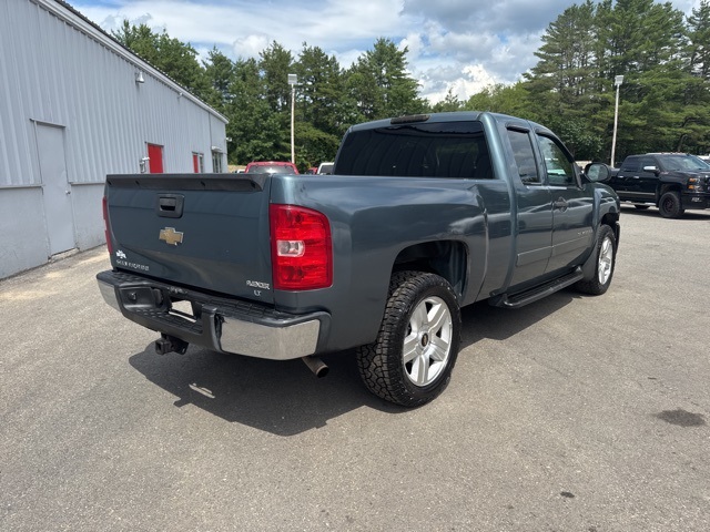 2008 Blue Granite Metallic Chevrolet Silverado 1500 LT RWD Truck