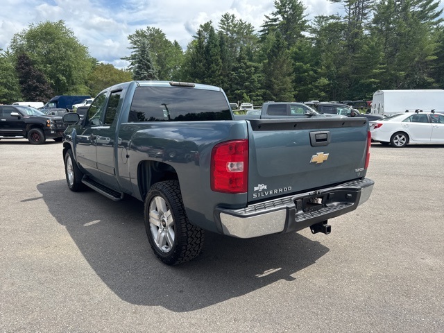 2008 Blue Granite Metallic Chevrolet Silverado 1500 LT RWD Truck
