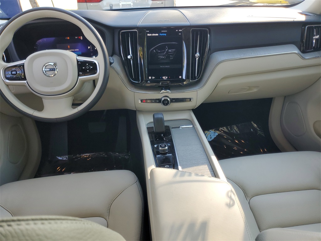 used 2023 Volvo XC60 car, priced at $31,879