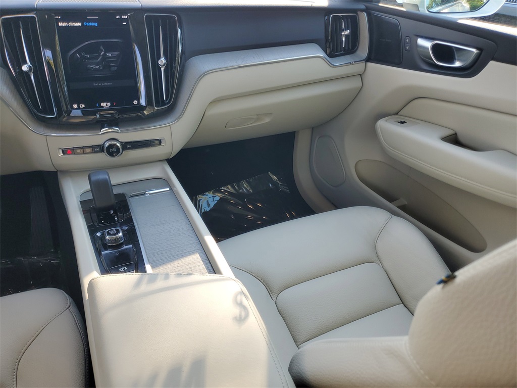 used 2023 Volvo XC60 car, priced at $31,879