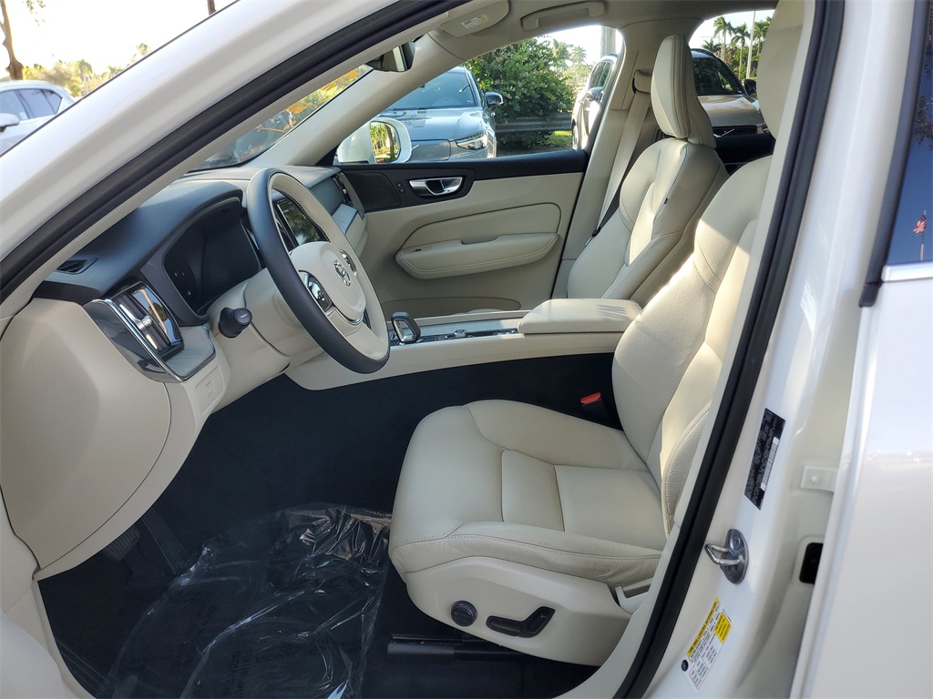 used 2023 Volvo XC60 car, priced at $31,879