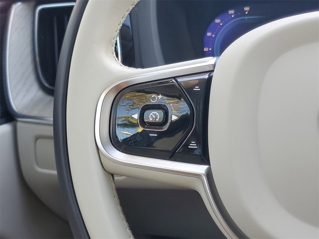 used 2023 Volvo XC60 car, priced at $31,879