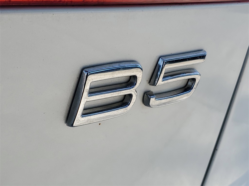 used 2023 Volvo XC60 car, priced at $31,879