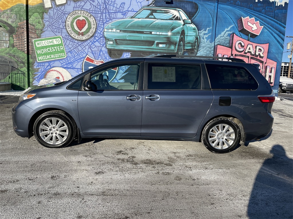 Used 2016 Toyota Sienna XLE with VIN 5TDDK3DC1GS139594 for sale in Worcester, MA