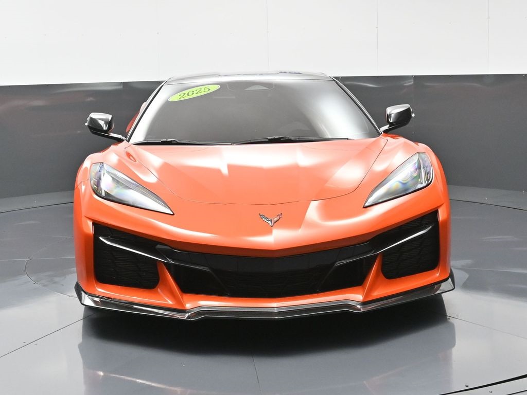 2025 Chevrolet Corvette Z06 1LZ photo 2