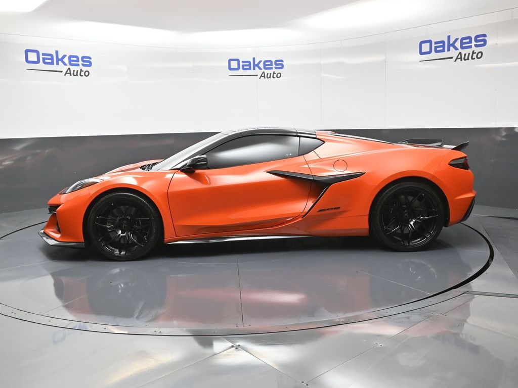 2025 Chevrolet Corvette Z06 1LZ photo 4