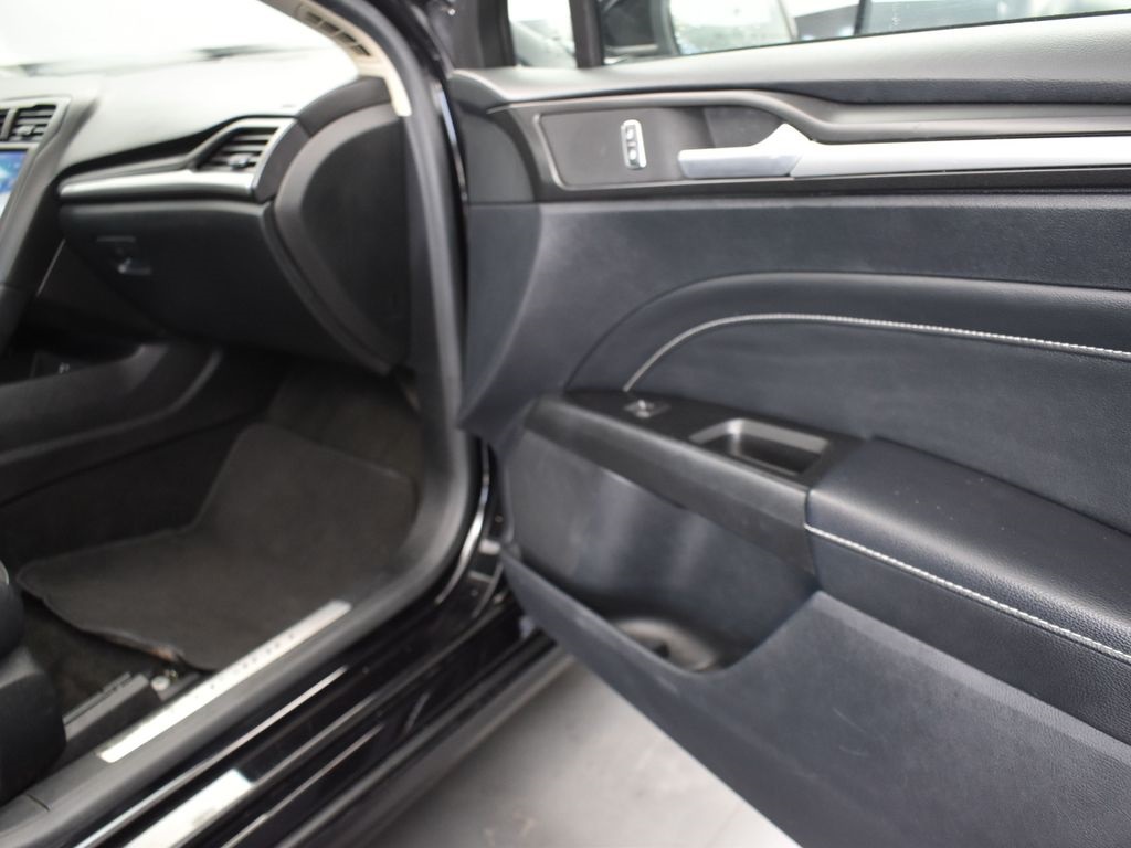 2020 Black Metallic Ford Fusion Titanium AWD Sedan