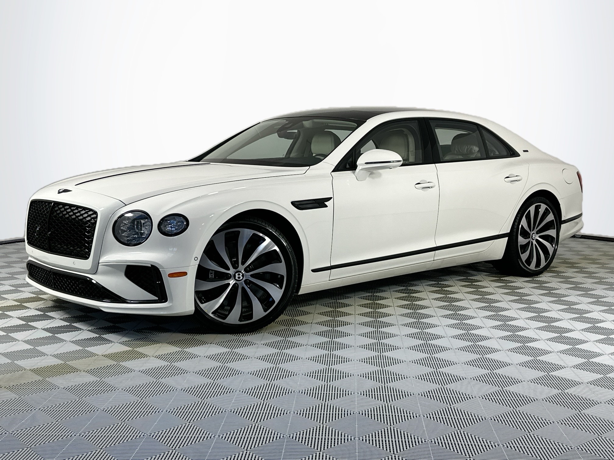 new 2025 Bentley Flying Spur car