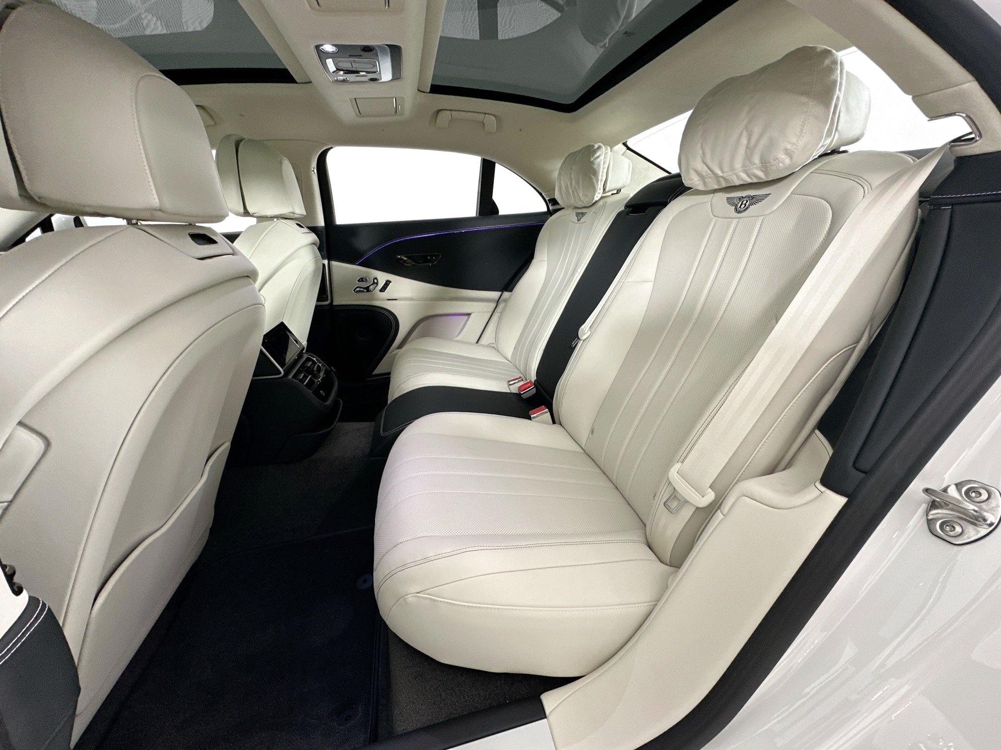 new 2025 Bentley Flying Spur car