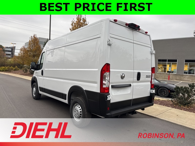 2026 Ram ProMaster 1500 Tradesman photo 4