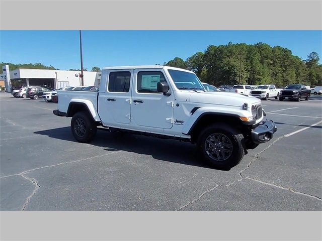 2025 Jeep Gladiator Sport S